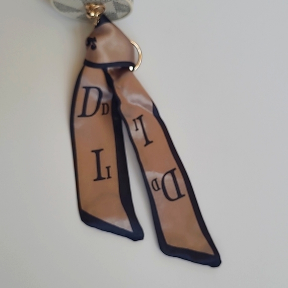 Mini Coin Purse 2x4 - Picture 4 of 5